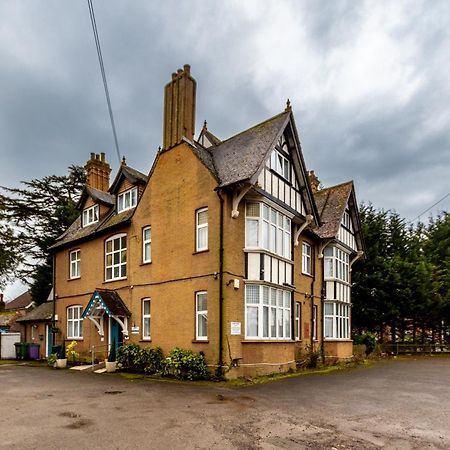 London Gatwick Inn Екстериор снимка