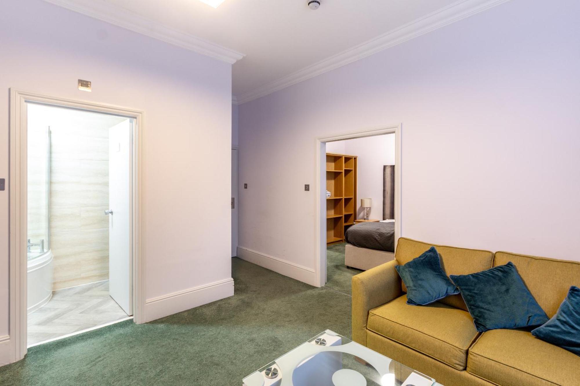 London Gatwick Inn Екстериор снимка