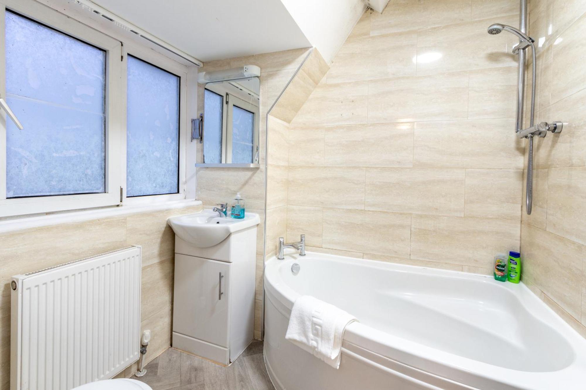 London Gatwick Inn Екстериор снимка