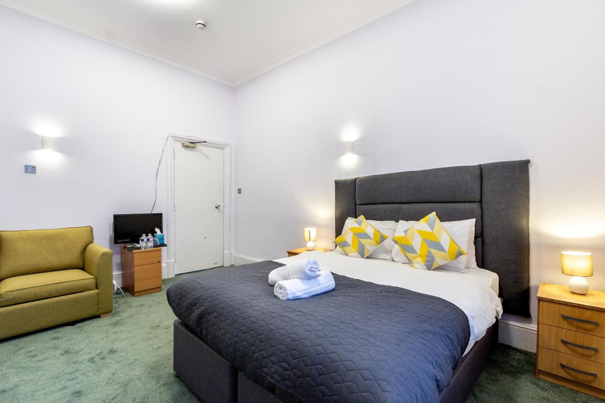 London Gatwick Inn Екстериор снимка